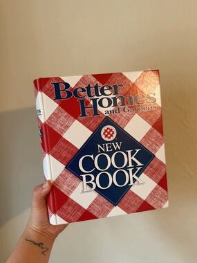 1996 Better Homes And Gardens Cook Book – Red & Navy Plaid Cover
